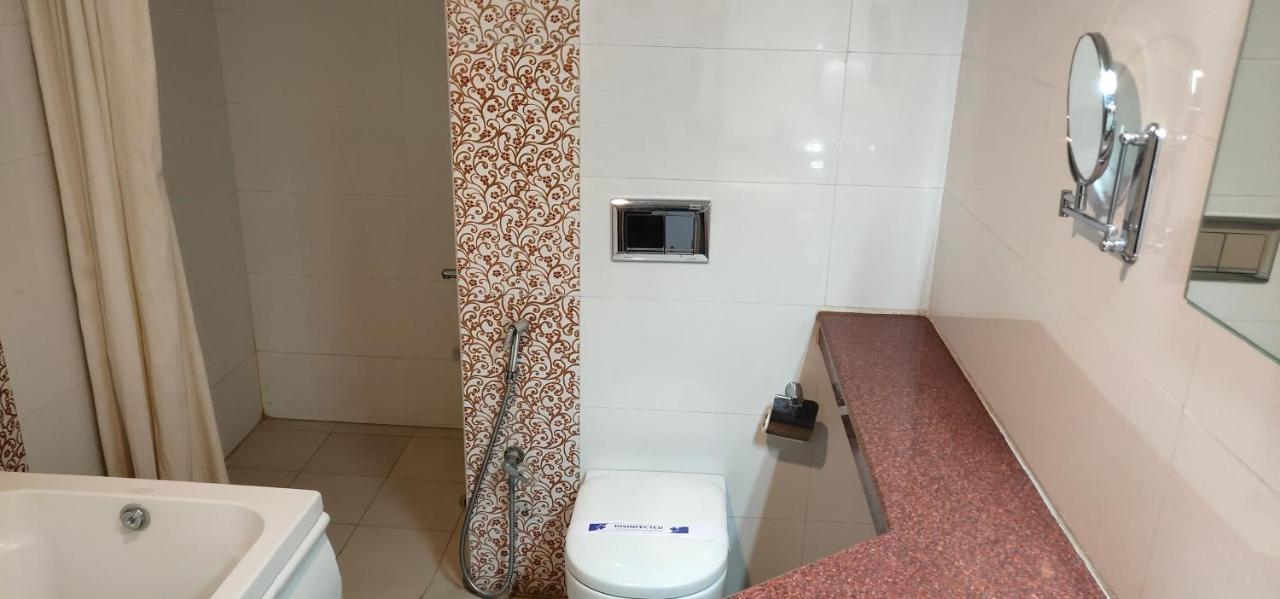 Hotel Saptagiri Hajdarabad Zewnętrze zdjęcie