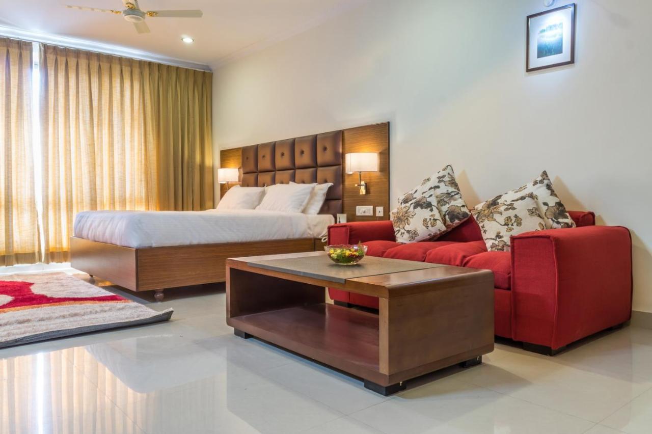 Hotel Saptagiri Hajdarabad Zewnętrze zdjęcie