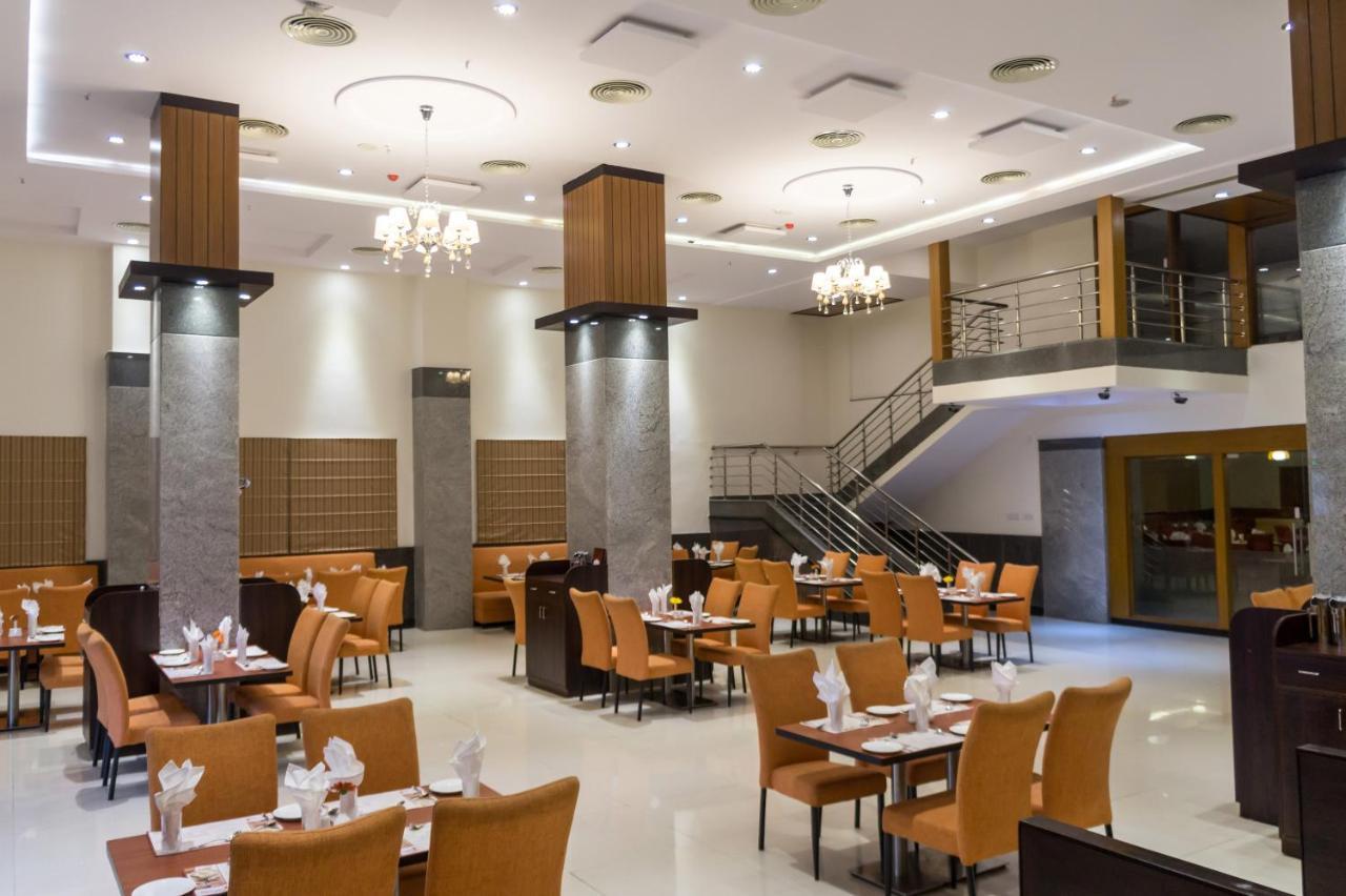 Hotel Saptagiri Hajdarabad Zewnętrze zdjęcie