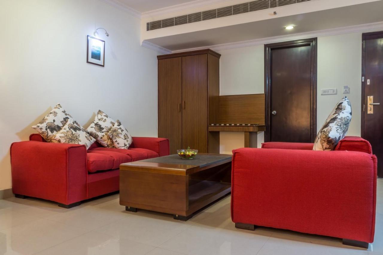 Hotel Saptagiri Hajdarabad Zewnętrze zdjęcie