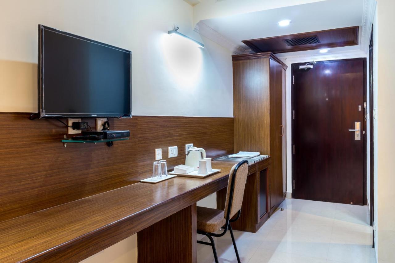 Hotel Saptagiri Hajdarabad Zewnętrze zdjęcie