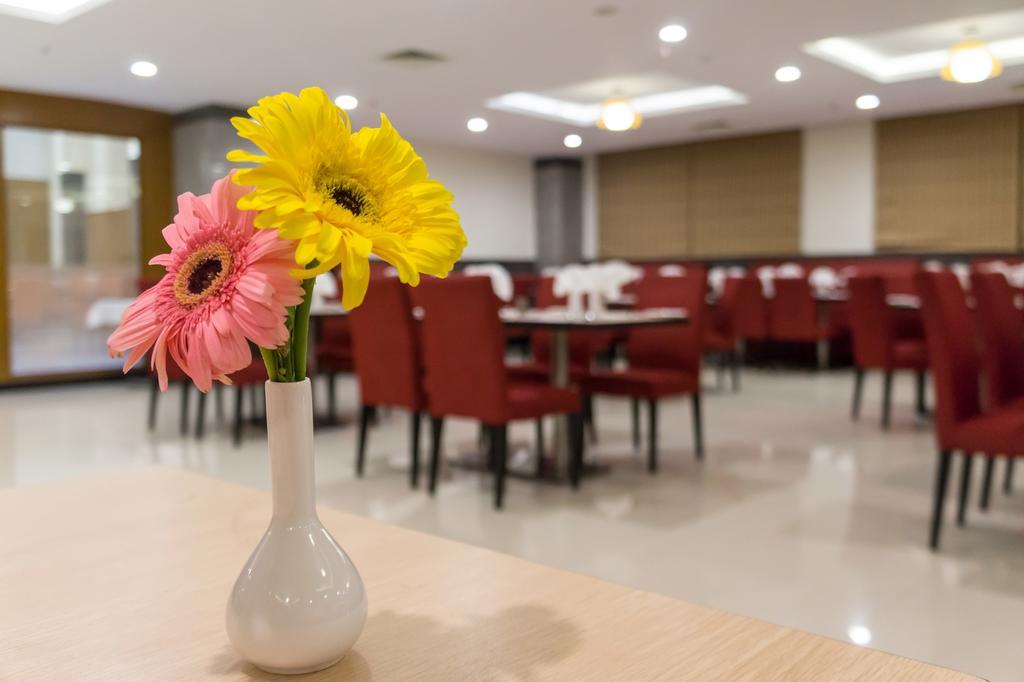 Hotel Saptagiri Hajdarabad Zewnętrze zdjęcie