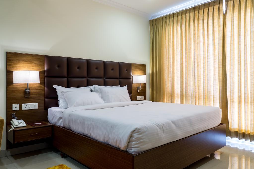 Hotel Saptagiri Hajdarabad Zewnętrze zdjęcie