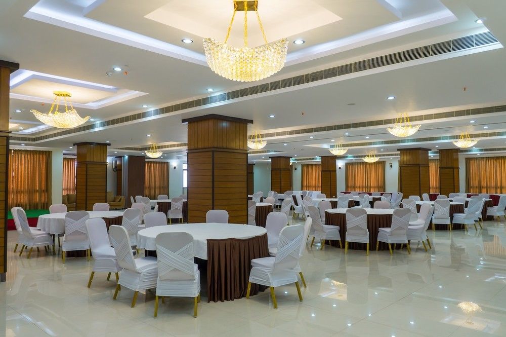 Hotel Saptagiri Hajdarabad Zewnętrze zdjęcie